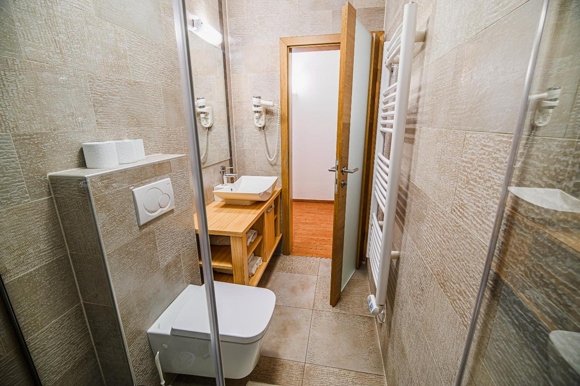 Apartments Maleric With Indoor Pool And Wellness Dragatus Room photo