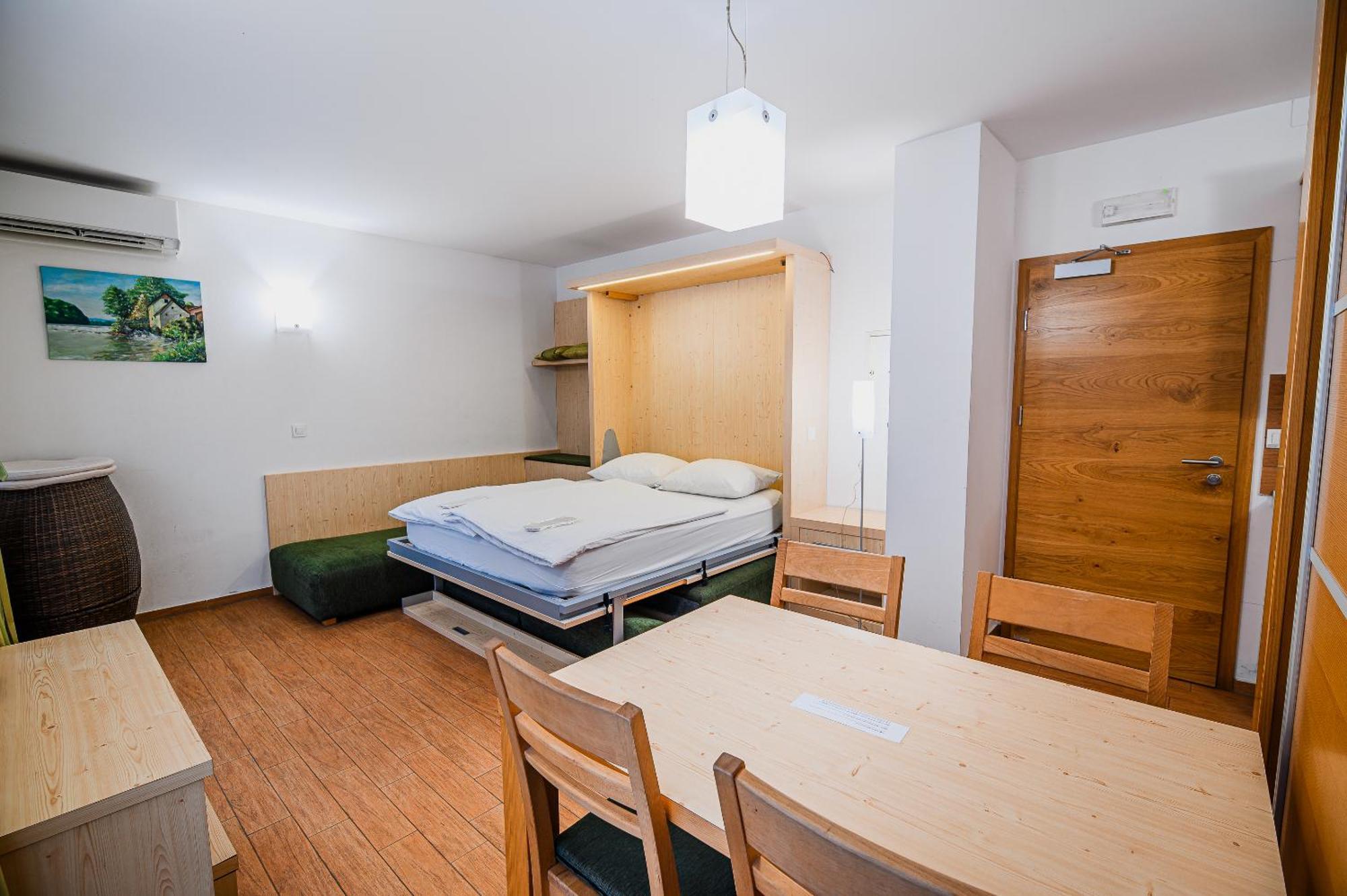 Apartments Maleric With Indoor Pool And Wellness Dragatus Room photo